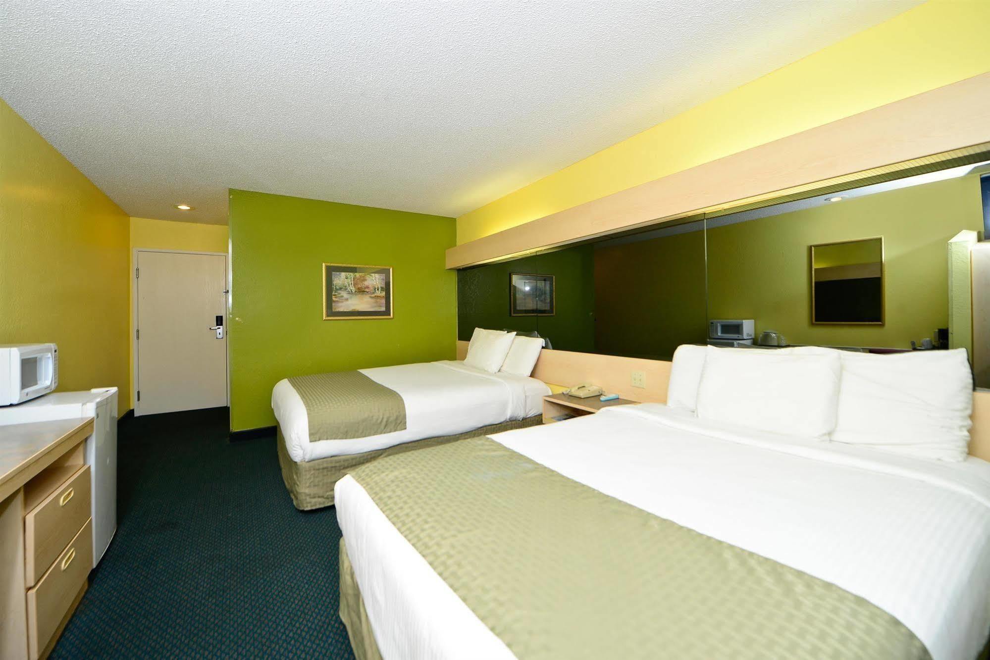 America'S Best Value Inn And Suites - Jackson Room photo